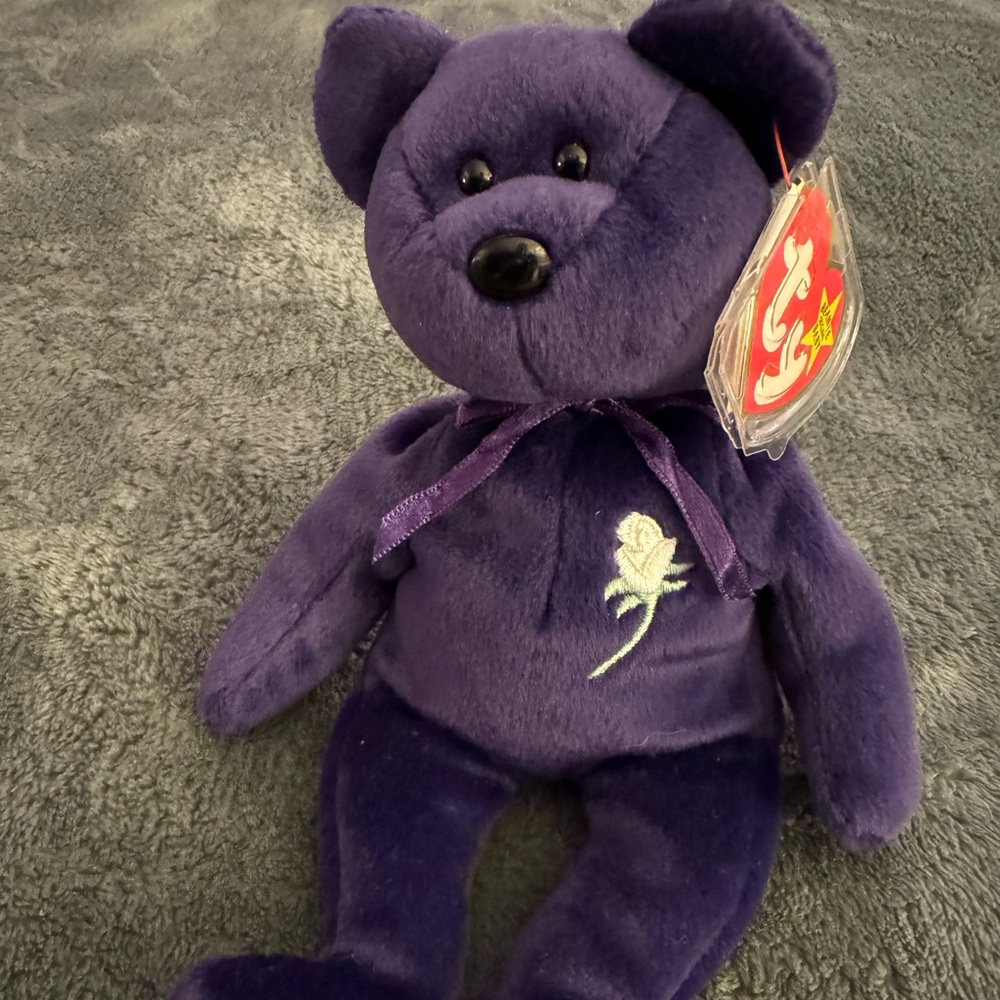 TY “Princess” Diana Bear